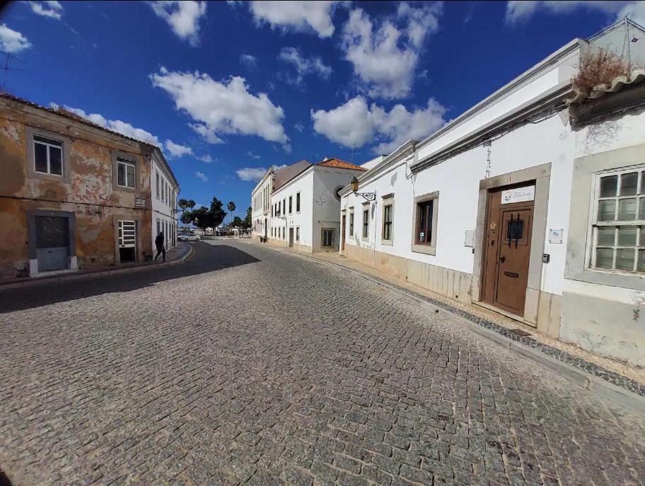 Blife Faro City Life Private Rooms Экстерьер фото