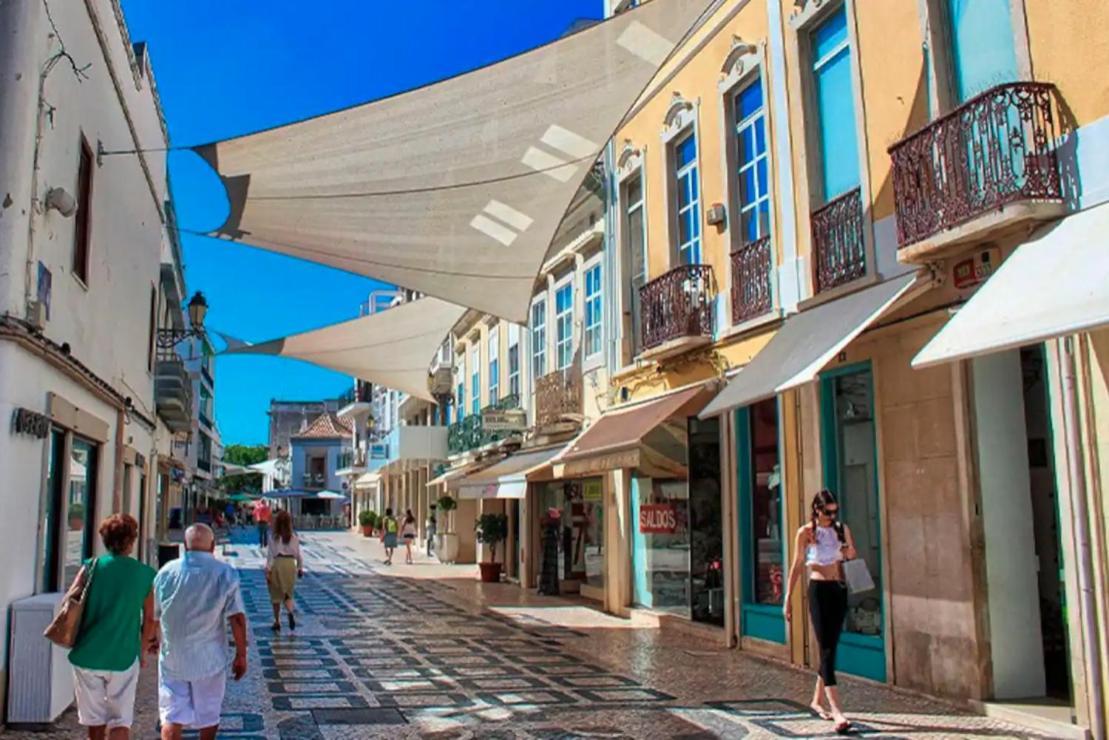 Blife Faro City Life Private Rooms Экстерьер фото