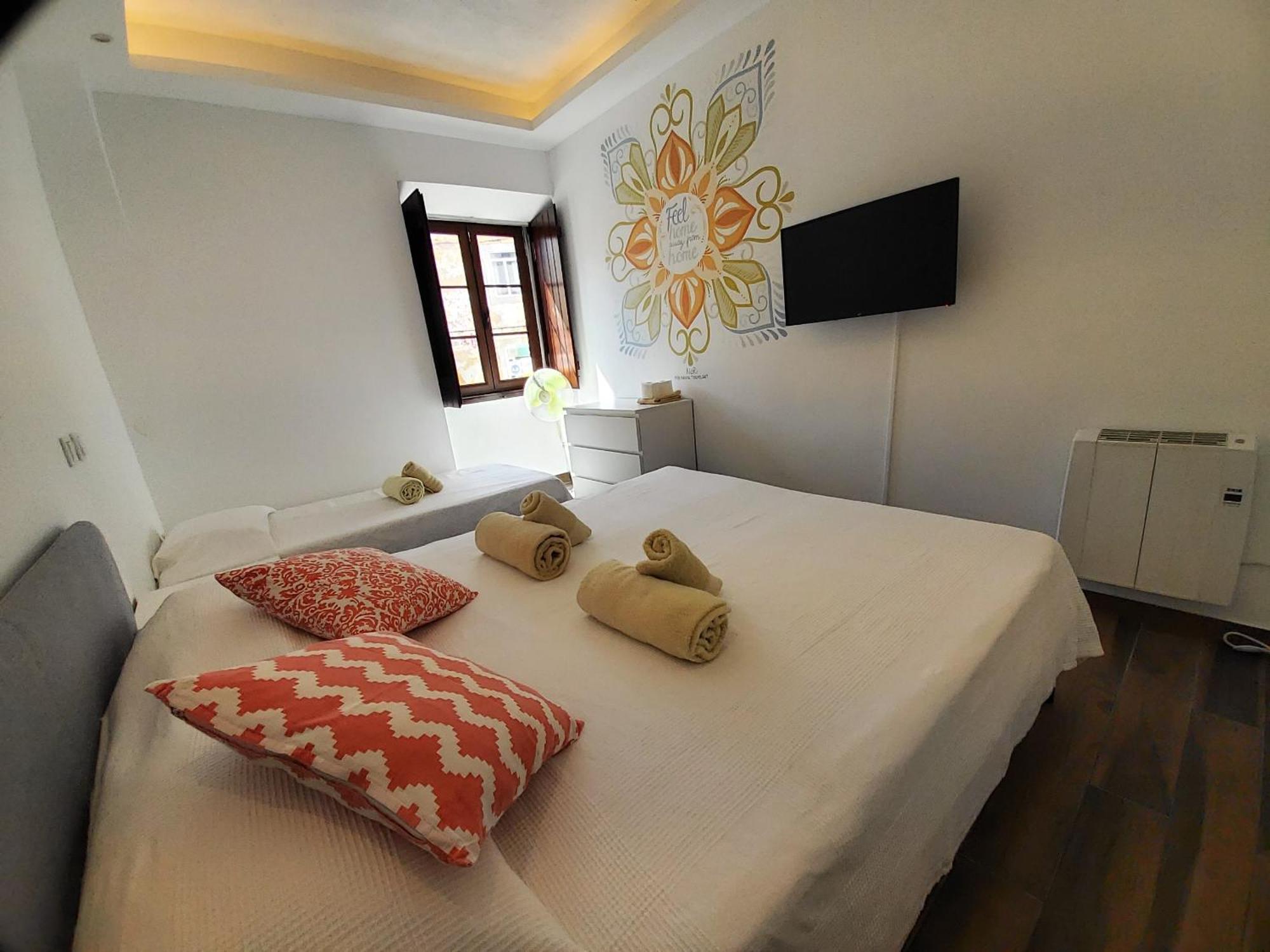 Blife Faro City Life Private Rooms Экстерьер фото