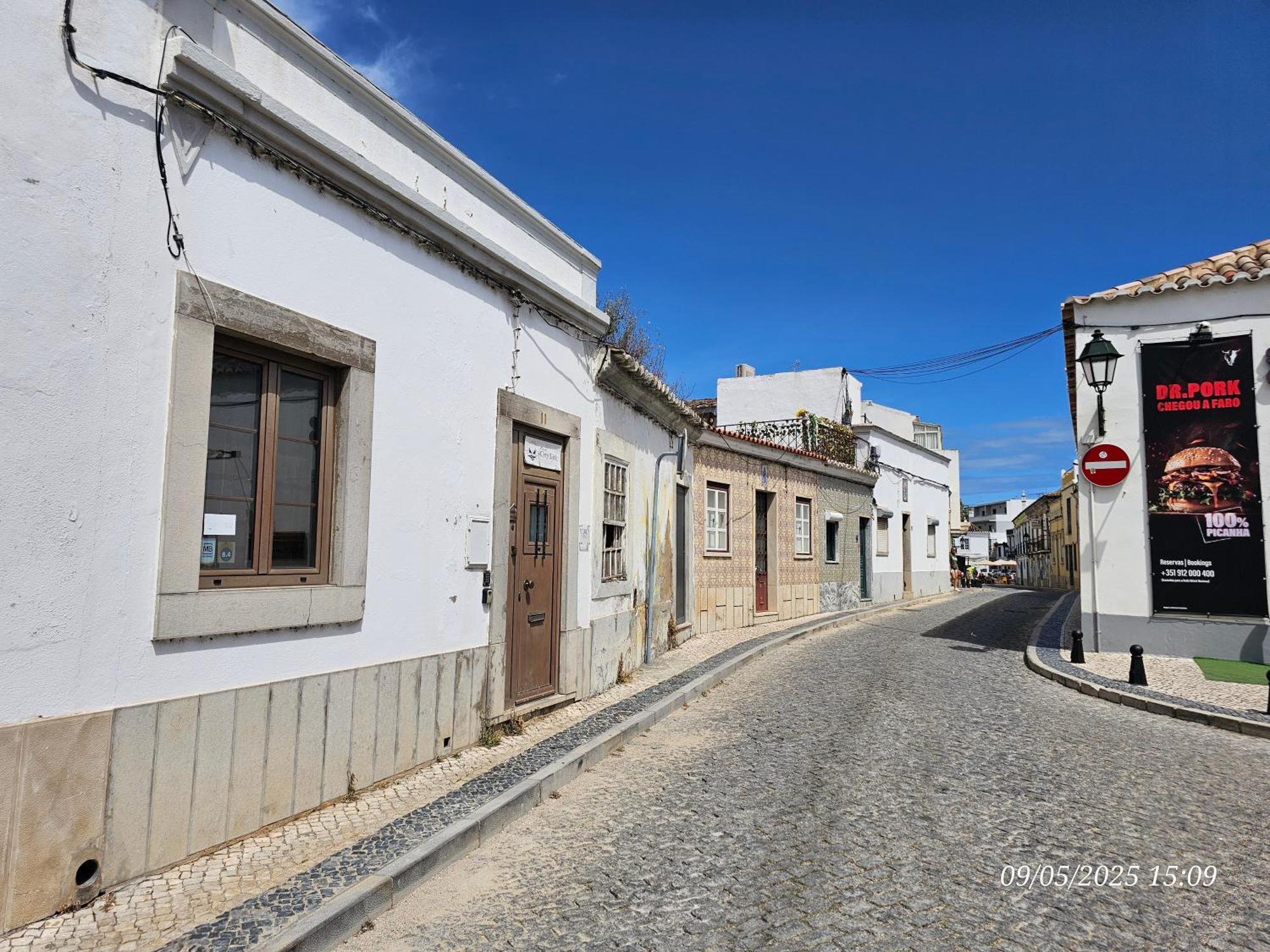 Blife Faro City Life Private Rooms Экстерьер фото
